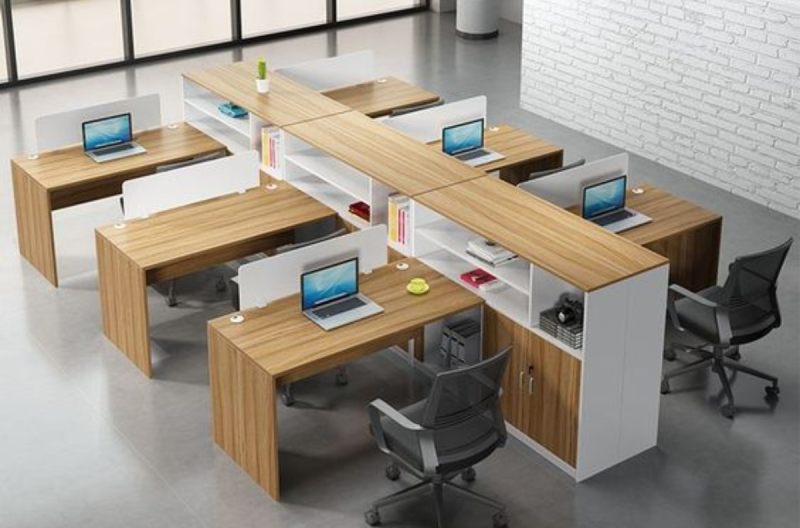 Khám Phá Bàn Làm Việc Gỗ Công Nghiệp: Đẹp, Bền, và Sang Trọng